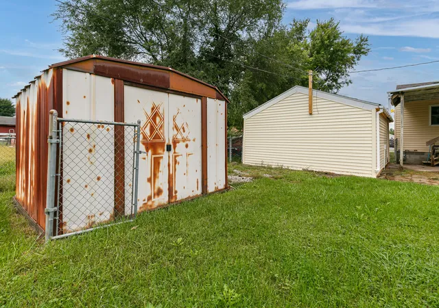 Photo 3 of Single family home for sale at 17112 10th Avenue, East Moline, IL 61244 | MLS# 12763277 | Listing updated on 2026-09-29