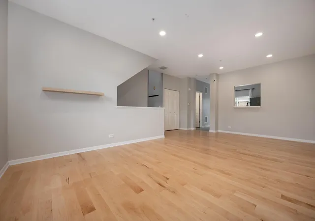 Photo 4 of Townhouse for sale at 8602 Grove St, Morton Grove, IL 60053 | MLS# 12763284 | Listing updated on 2026-09-22