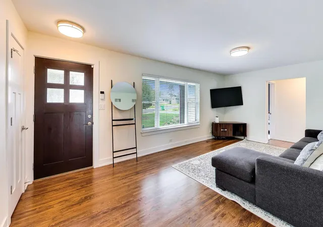 Photo 4 of Single family home for sale at 304 W Graham Ave, Lombard, IL 60148 | MLS# 12763293 | Listing updated on 2026-09-25