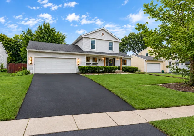 Single family home for sale at 1401 Knoll Dr, Naperville, IL 60565 | MLS# 12763301