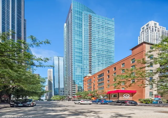 Photo 1 of Condo for sale at 505 N Mcclurg Ct #4604, Chicago, IL 60611 | MLS# 12763306 | Listing updated on 2026-10-08