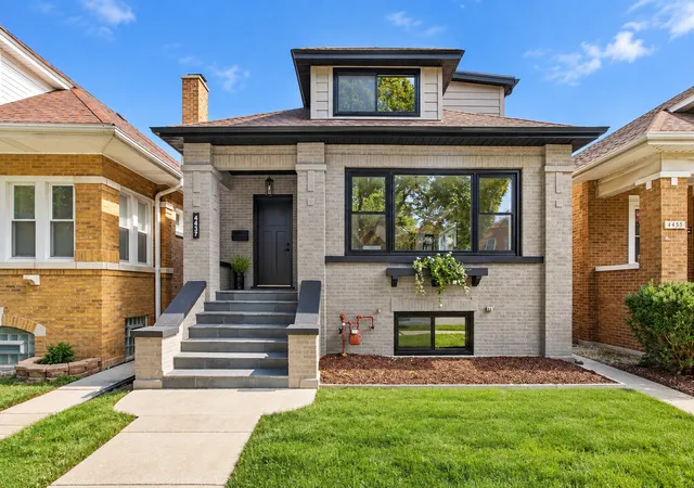 Photo 2 of Single family home for sale at 4437 N Marmora Ave, Chicago, IL 60630 | MLS# 12763309 | Listing updated on 2026-09-24