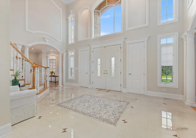Photo 4 of Single family home for sale at 3613 Crestview Dr, Long Grove, IL 60047 | MLS# 12763333 | Listing updated on 2026-09-24