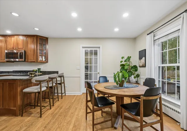 Photo 3 of Single family home for sale at 431 S Pine Ave, Arlington Heights, IL 60005 | MLS# 12763336 | Listing updated on 2026-10-04