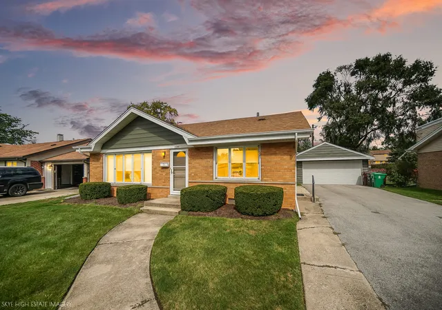 Single family home for sale at 7280 174th Street, Tinley Park, IL 60477 | MLS# 12763345
