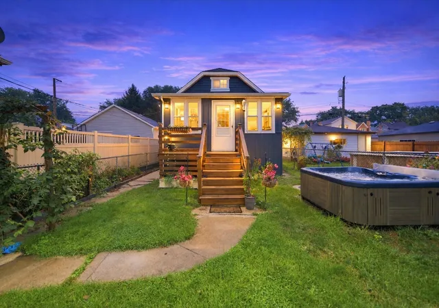 Photo 1 of Single family home for sale at 3816 N Odell Ave, Chicago, IL 60634 | MLS# 12763346 | Listing updated on 2026-10-05