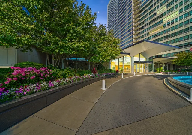 Photo 3 of Condo for sale at 3550 N Lake Shore Dr #1202, Chicago, IL 60657 | MLS# 12763352 | Listing updated on 2026-09-27