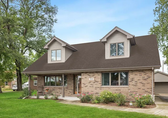 Single family home for sale at 7024 Garden Ln, Bridgeview, IL 60455 | MLS# 12763376