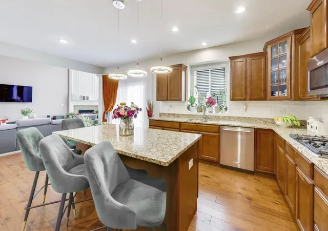 Photo 4 of Single family home for sale at 191 Chapin Way, Oswego, IL 60543 | MLS# 12763388 | Listing updated on 2026-09-18