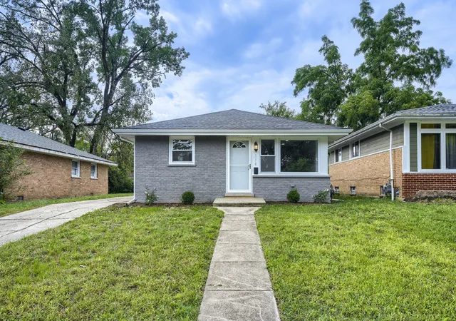 Single family home for sale at 576 W 16th Street, Chicago Heights, IL 60411 | MLS# 12763394