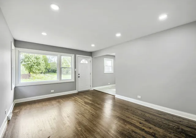 Photo 2 of Single family home for sale at 576 W 16th Street, Chicago Heights, IL 60411 | MLS# 12763394 | Listing updated on 2026-09-23