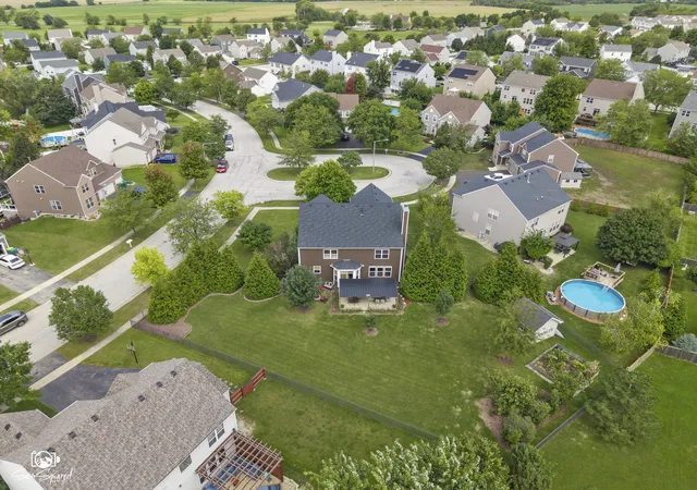Photo 3 of Single family home for sale at 914 Pasture Rose St, Joliet, IL 60431 | MLS# 12763395 | Listing updated on 2026-10-02