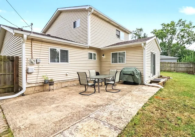 Photo 16 of Single family home for sale at 153 Sunset Ln, Bolingbrook, IL 60440 | MLS# 12763411 | Listing updated on 2026-10-07
