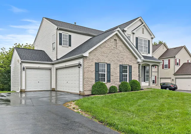 Photo 1 of Single family home for sale at 2118 Preswick Ln, Woodstock, IL 60098 | MLS# 12763426 | Listing updated on 2026-09-27