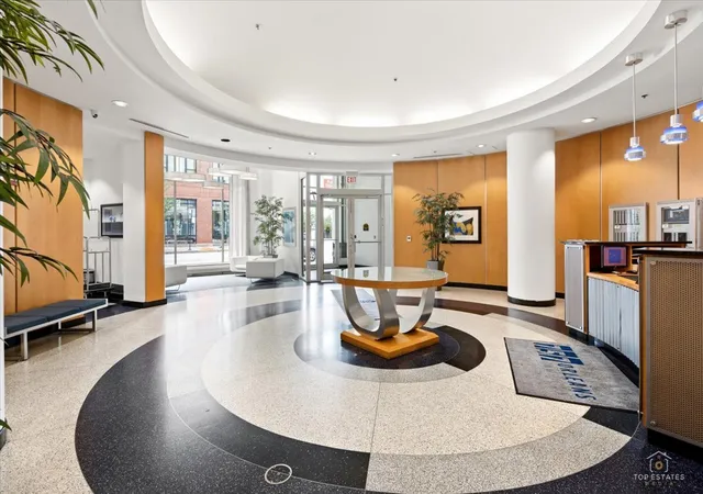 Listing Photo 3 - Condo for sale in building located at 757 N Orleans St, Chicago, IL 60654 - Unit #805