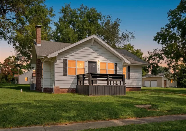 Photo 2 of Single family home for sale at 301 Clark St, Georgetown, IL 61846 | MLS# 12763446 | Listing updated on 2026-09-29