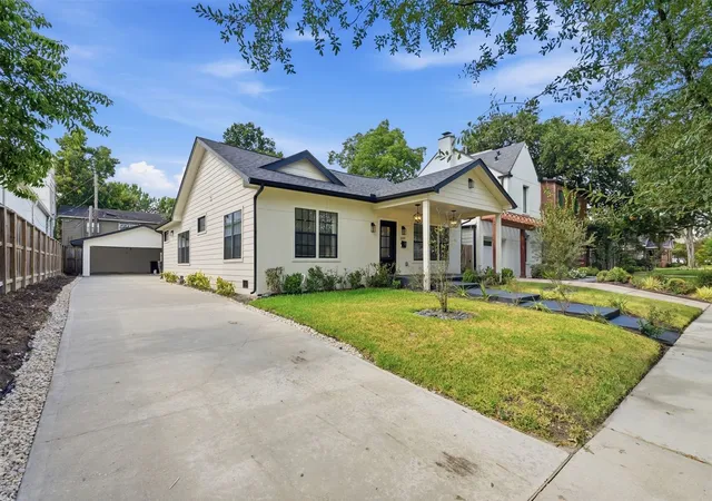 Photo 1 of Single family home for sale at 2109 Sul Ross St, Houston, TX 77098 | MLS# 12763453 | Listing updated on 2026-09-20