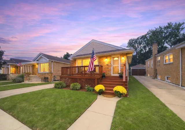 Photo 1 of Single family home for sale at 11362 S Hamlin Ave, Chicago, IL 60655 | MLS# 12763458 | Listing updated on 2026-10-07