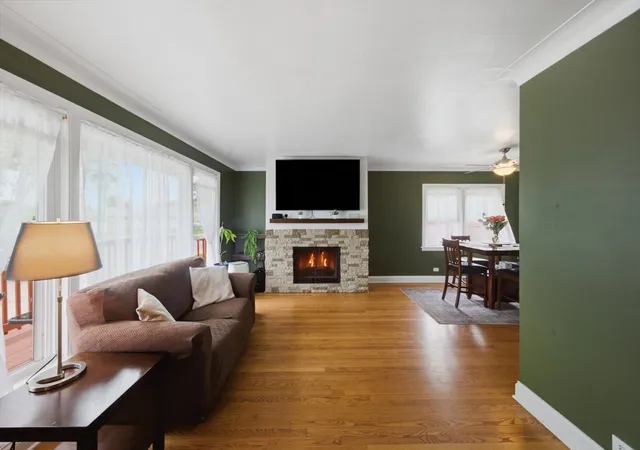 Photo 2 of Single family home for sale at 11362 S Hamlin Ave, Chicago, IL 60655 | MLS# 12763458 | Listing updated on 2026-10-07