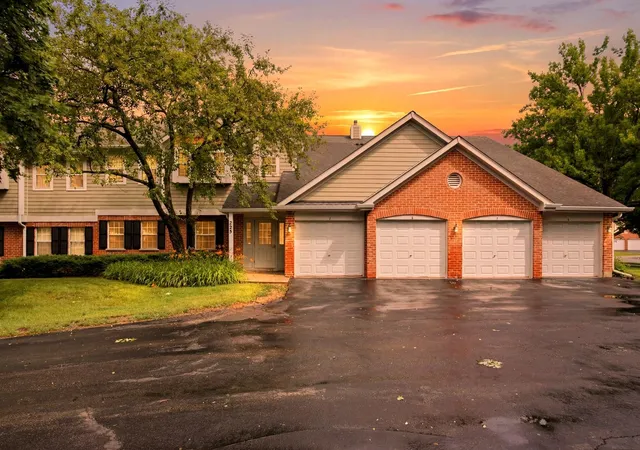 Photo 2 of Condo for sale at 225 Columbia Ct #5, Schaumburg, IL 60193 | MLS# 12763484 | Listing updated on 2026-09-24