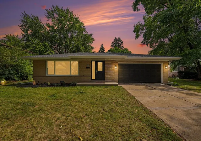 Photo 3 of Single family home for sale at 16419 Kimbark Ave, South Holland, IL 60473 | MLS# 12763485 | Listing updated on 2026-09-26