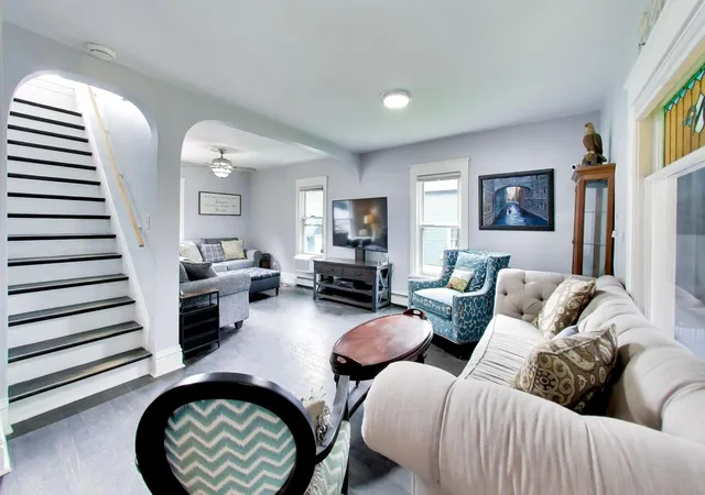 Photo 3 of Single family home for sale at 750 E Wilson St, Batavia, IL 60510 | MLS# 12763491 | Listing updated on 2026-09-25