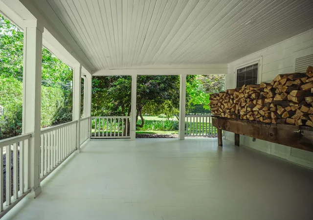 Photo 1 of Single family home for sale at 1200 Indian Neck Ln, Peconic, NY 11958 | MLS# 12763498 | Listing updated on 2026-09-24