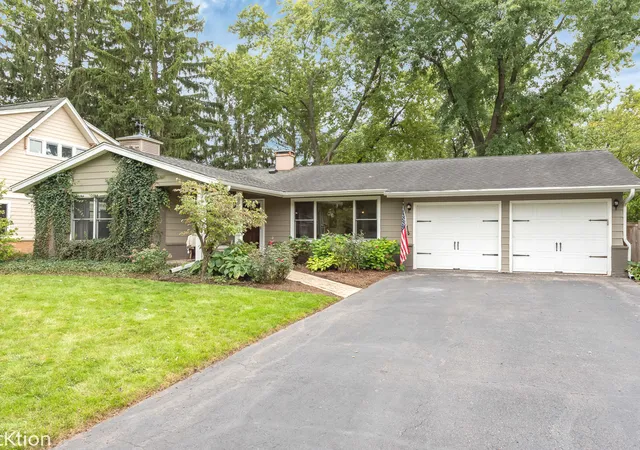 Photo 1 of Single family home for sale at 6630 Blackstone Dr, Downers Grove, IL 60516 | MLS# 12763506 | Listing updated on 2026-09-27
