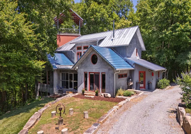Photo 3 of Single family home for sale at 319 Wrights Way, Pittsboro, NC 27312 | MLS# 12763509 | Listing updated on 2026-10-03