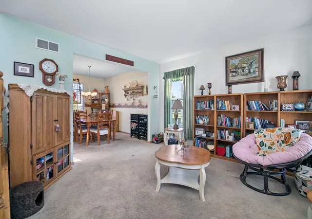 Photo 2 of Single family home for sale at 7723 Mossheather Dr, Joliet, IL 60431 | MLS# 12763515 | Listing updated on 2026-10-08