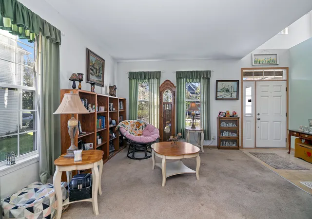 Photo 3 of Single family home for sale at 7723 Mossheather Dr, Joliet, IL 60431 | MLS# 12763515 | Listing updated on 2026-10-08