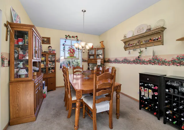 Photo 4 of Single family home for sale at 7723 Mossheather Dr, Joliet, IL 60431 | MLS# 12763515 | Listing updated on 2026-10-08