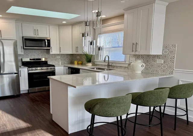 Photo 2 of Single family home for sale at 11657 S Racine Ave, Chicago, IL 60643 | MLS# 12763516 | Listing updated on 2026-10-07