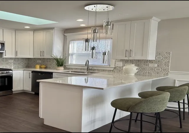 Photo 3 of Single family home for sale at 11657 S Racine Ave, Chicago, IL 60643 | MLS# 12763516 | Listing updated on 2026-10-07