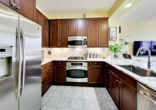 Photo 4 of Condo for sale at 600 N Lake Shore Dr #3602, Chicago, IL 60611 | MLS# 12763518 | Listing updated on 2026-09-28