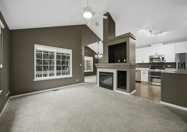 Photo 3 of Condo for sale at 2307 Twilight Dr #2307, Aurora, IL 60503 | MLS# 12763529 | Listing updated on 2026-10-02