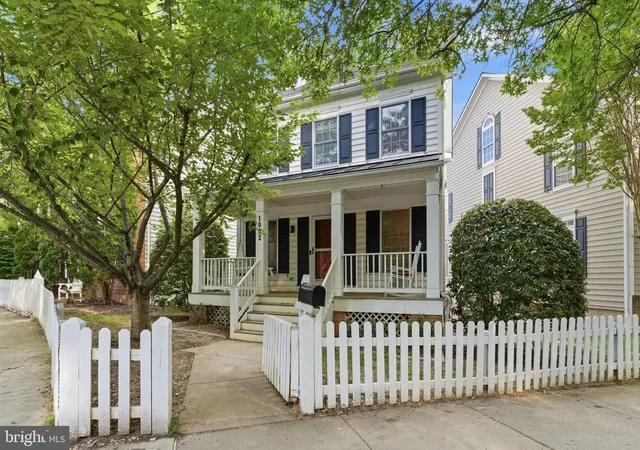 Photo 2 of Single family home for sale at 1002 Main St, Gaithersburg, MD 20878 | MLS# 12763533 | Listing updated on 2026-10-07
