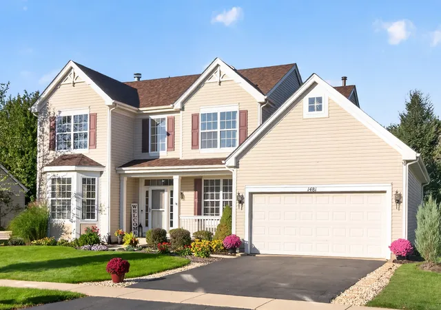 Photo 2 of Single family home for sale at 1481 Farmstead Ln, De Kalb, IL 60115 | MLS# 12763545 | Listing updated on 2026-10-22