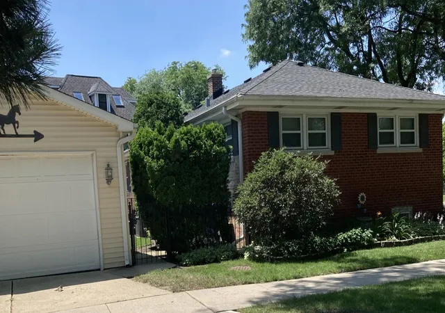 Photo 2 of Single family home for sale at 5775 N Nina Ave, Chicago, IL 60631 | MLS# 12763549 | Listing updated on 2026-09-27