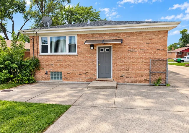 Photo 2 of Single family home for sale at 15739 Ingleside Ave, Dolton, IL 60419 | MLS# 12763559 | Listing updated on 2026-10-21