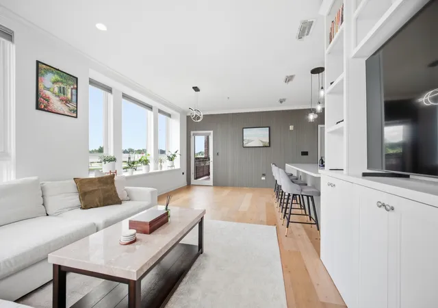 Photo 4 of Condo for sale at 801 Village Ctr Dr #202, Burr Ridge, IL 60527 | MLS# 12763574 | Listing updated on 2026-10-08