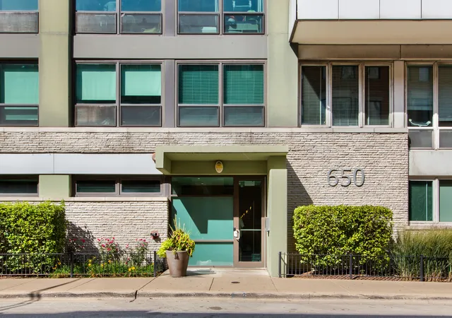 Photo 1 of Condo for sale at (Undisclosed), Chicago, IL 60661 | MLS# 12763589 | Listing updated on 2026-09-24