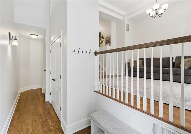 Photo 3 of Townhouse for sale at 195 N Hickory Ave, Arlington Heights, IL 60004 | MLS# 12763592 | Listing updated on 2026-09-22