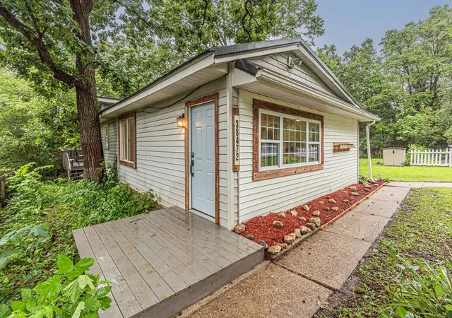 Photo 2 of Single family home for sale at 38472 N 4th Avenue, Spring Grove, IL 60081 | MLS# 12763611 | Listing updated on 2026-10-05