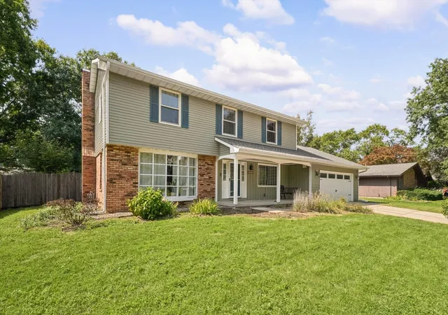 Photo 3 of Single family home for sale at 2303 Galen Dr, Champaign, IL 61821 | MLS# 12763613 | Listing updated on 2026-09-30