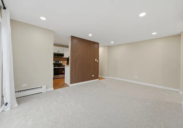 Listing Photo 4 - Condo for sale in building located at 791 W Kathleen Dr, Des Plaines, IL 60016 - Unit #B