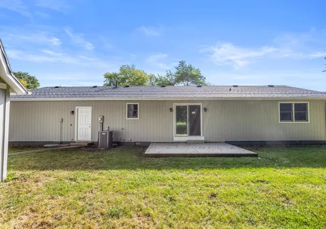 Photo 3 of Single family home for sale at 2013 Corray St, Urbana, IL 61802 | MLS# 12763621 | Listing updated on 2026-09-19