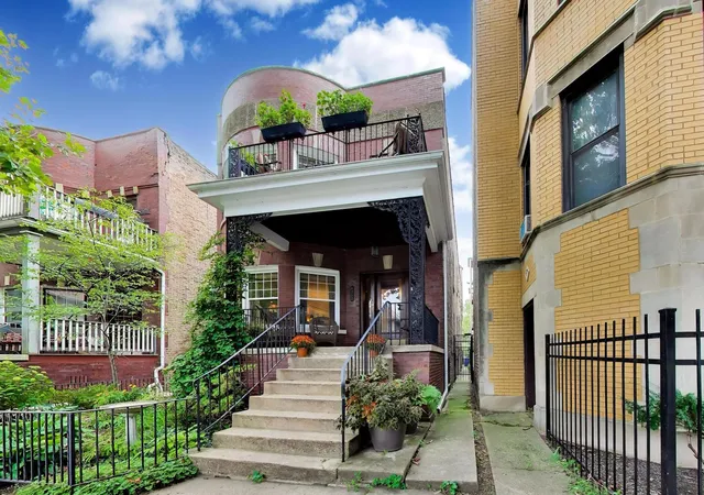 Photo 1 of Multi family home for sale at 6252 N Lakewood Ave, Chicago, IL 60660 | MLS# 12763625 | Listing updated on 2026-09-30