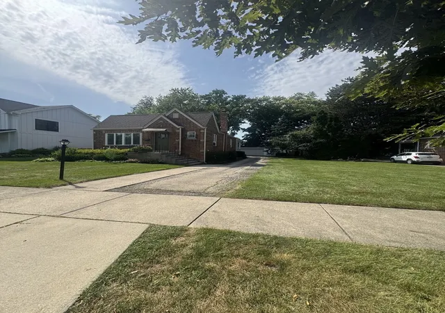 Photo 2 of Single family home for sale at 314 Neva Ave, Glenview, IL 60025 | MLS# 12763629 | Listing updated on 2026-09-22