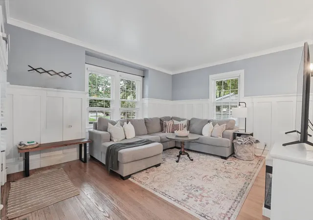 Photo 4 of Single family home for sale at 119 S Pine St, Arcola, IL 61910 | MLS# 12763643 | Listing updated on 2026-09-23